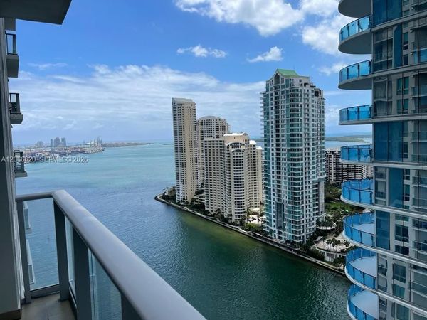 300 S Biscayne Blvd, Unit T-2804, Miami, FL 33131