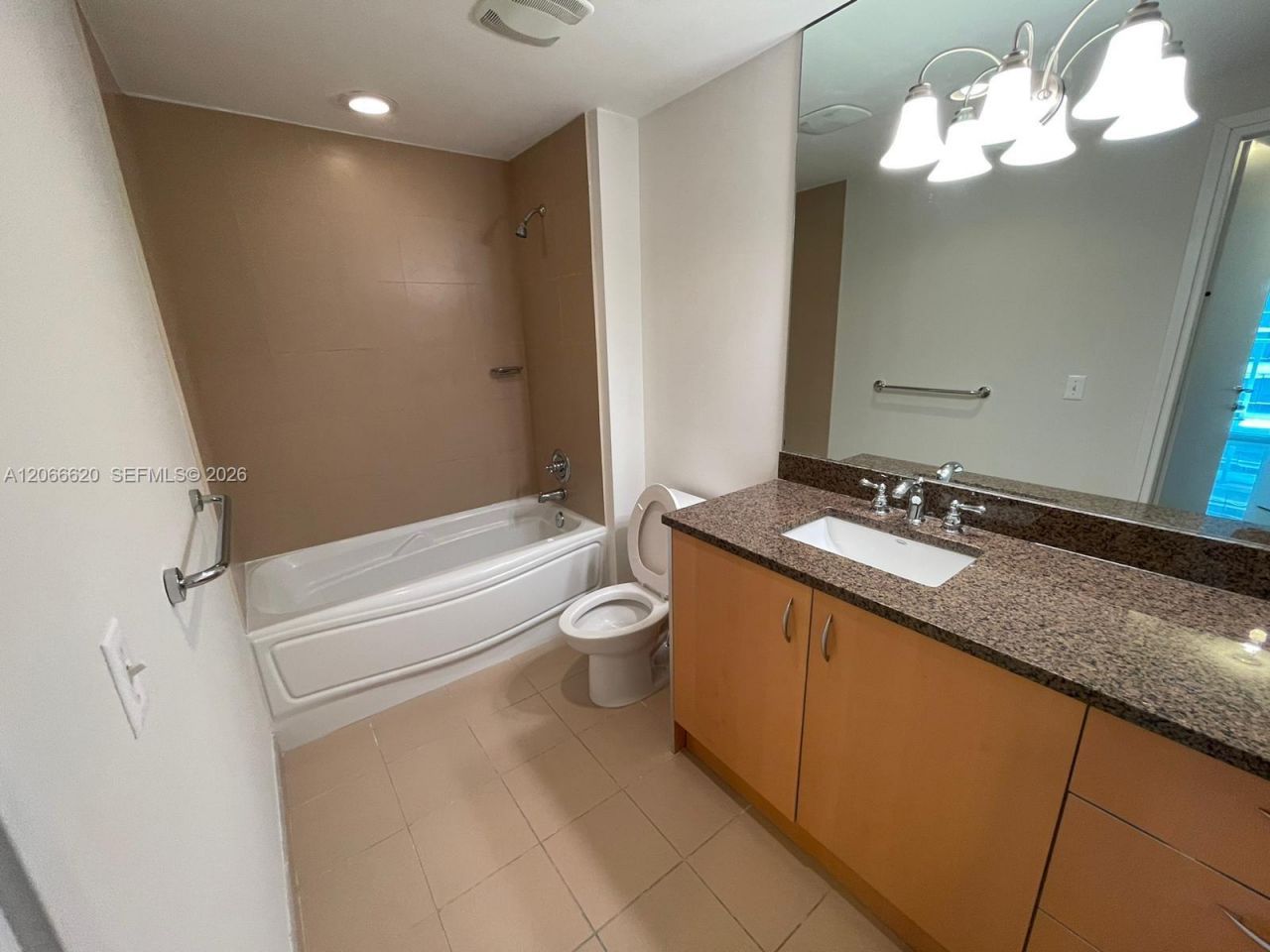 300 S Biscayne Blvd, Unit T-2804, Miami, FL 33131 Photo