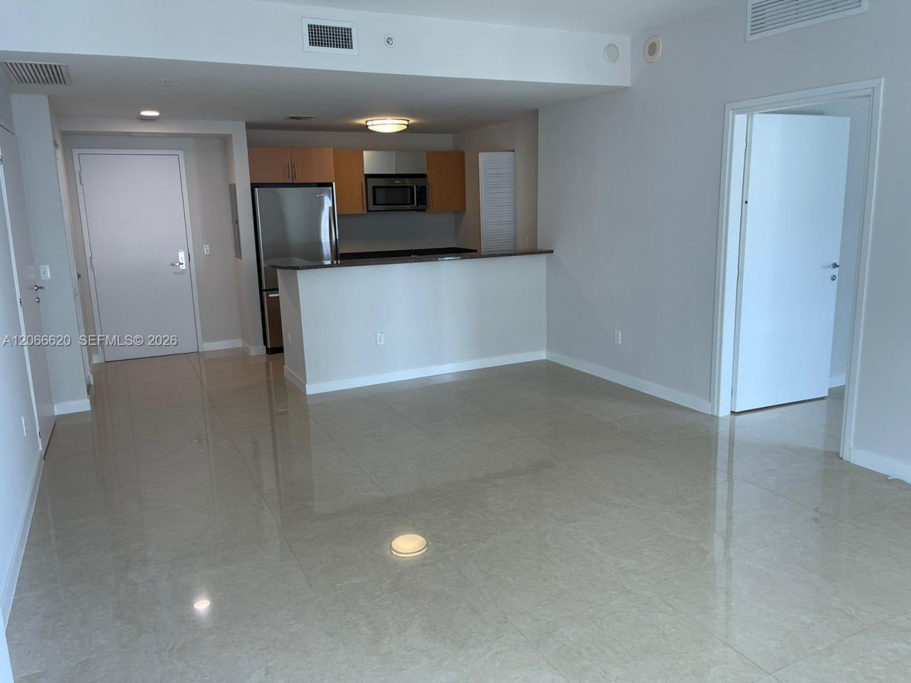 300 S Biscayne Blvd, Unit T-2804, Miami, FL 33131 Photo