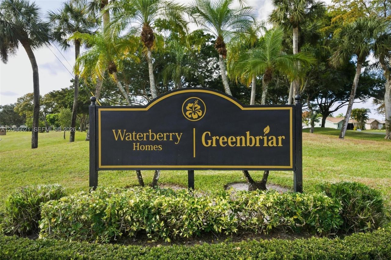 10308 Greenbriar Ct , Boca Raton, FL 33498 Photo