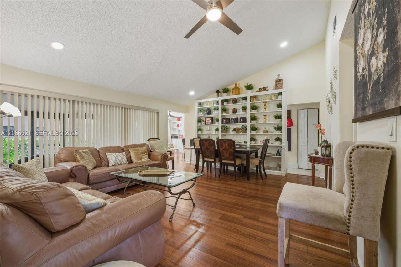 10308 Greenbriar Ct , Boca Raton, FL 33498 Photo