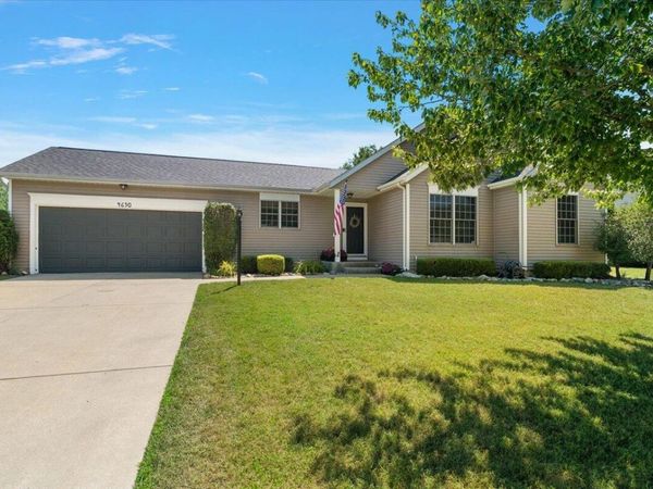 4650 Meadowbrook Lane, Bridgman, MI 49106