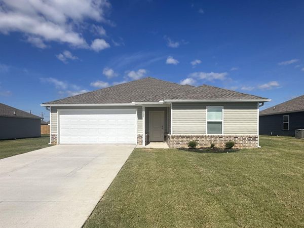 107 King Ranch Drive, Beebe, AR 72012