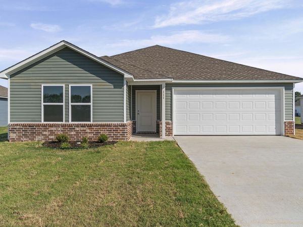 111 King Ranch Drive, Beebe, AR 72012