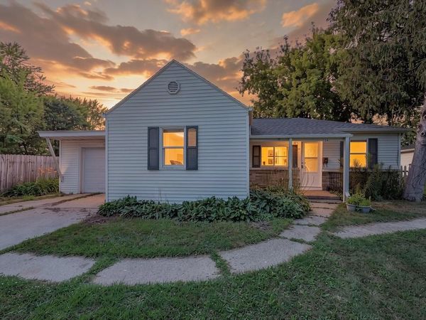 524 S 6TH STREET, De Pere, WI 54115