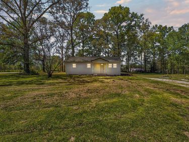 2408 State Highway 1050 , Jeffersonville, KY 40337