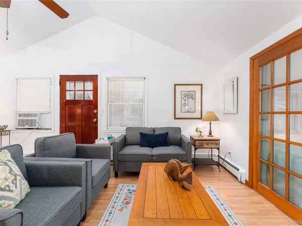 141 W Neck Road, Southampton, NY 11968