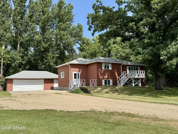 13755 HWY 5, Cavalier, ND 58220
