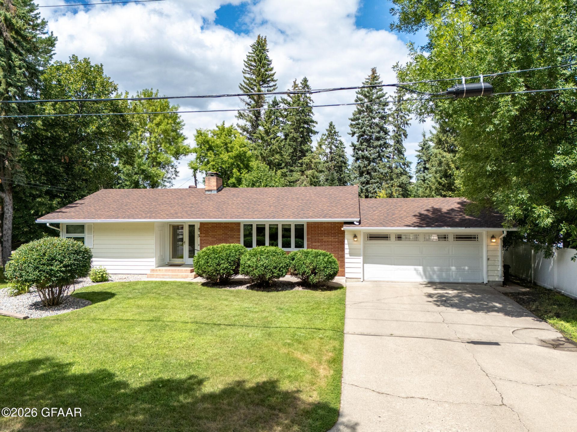 320 17TH Avenue S primary photo