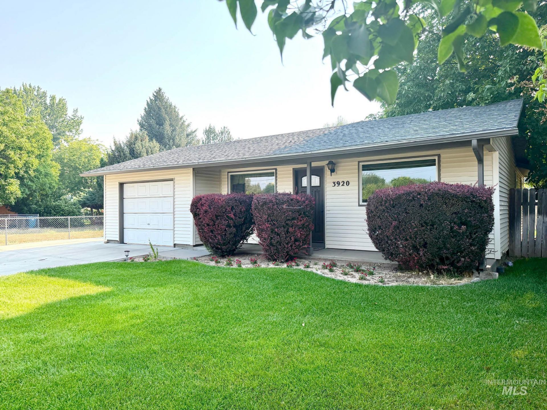 3920 N Maple Grove, Boise, ID 83704 Main Photo