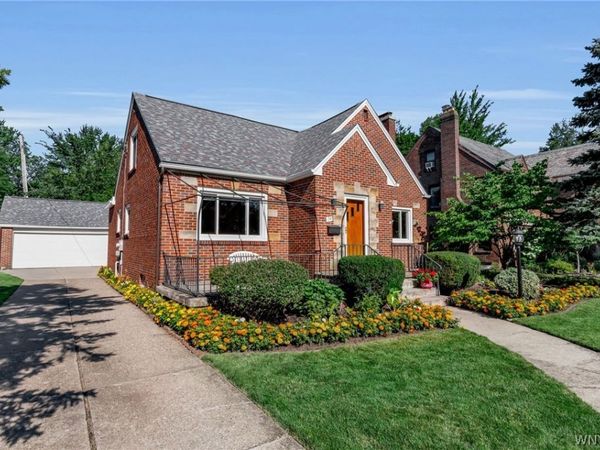 24 Wilshire Road , Buffalo, NY 14217