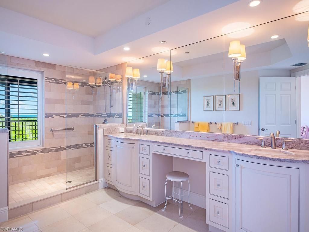 7425 Pelican Bay Blvd, Unit 506, Naples, FL 34108 Photo