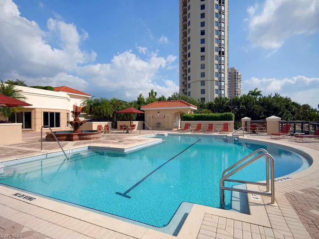 7425 Pelican Bay Blvd, Unit 506, Naples, FL 34108 Photo