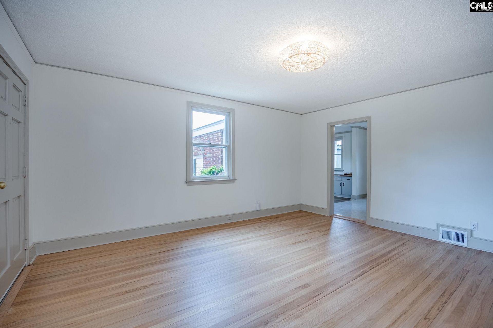 2012 Elm Abode Terrace Photo 12