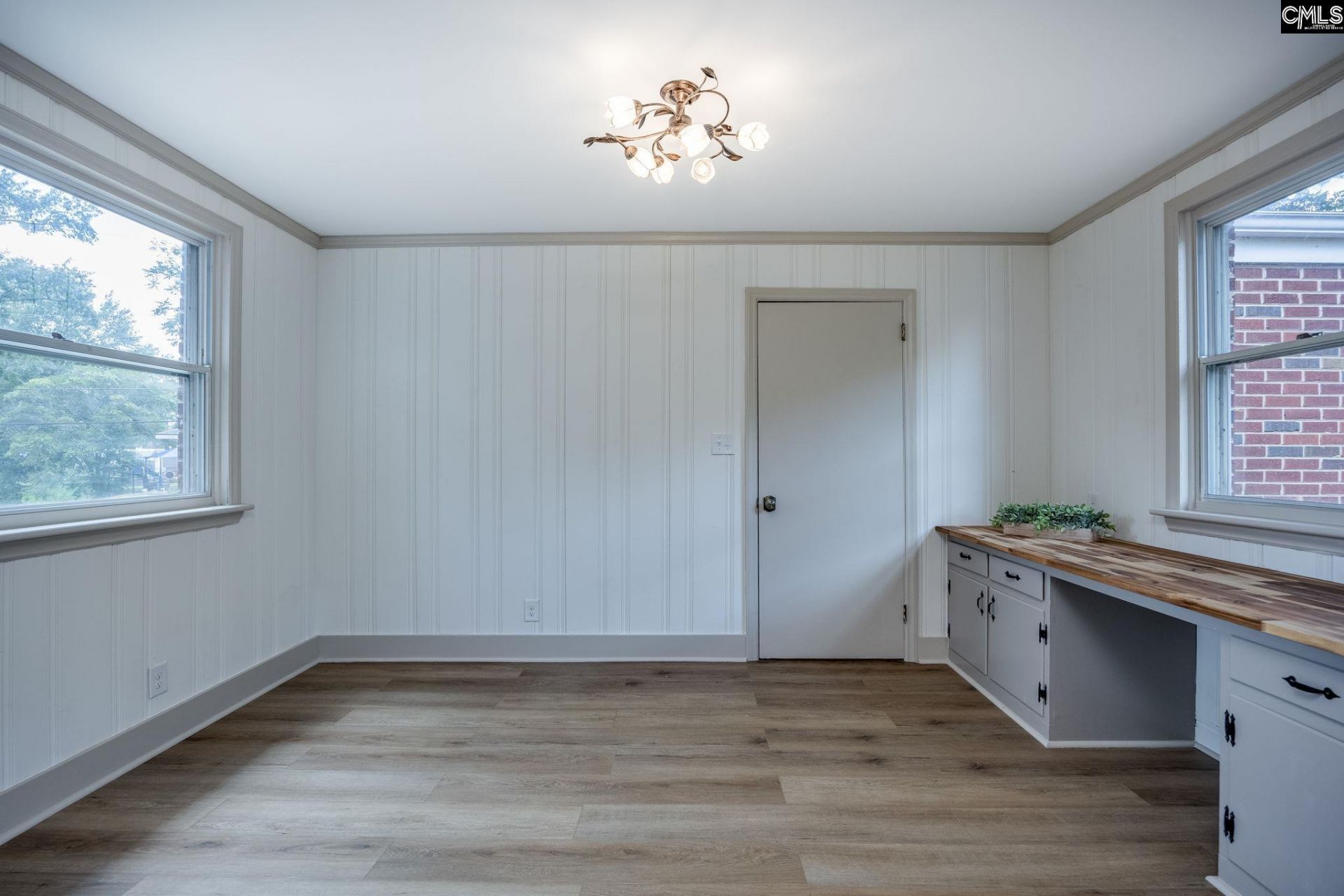 2012 Elm Abode Terrace Photo 13