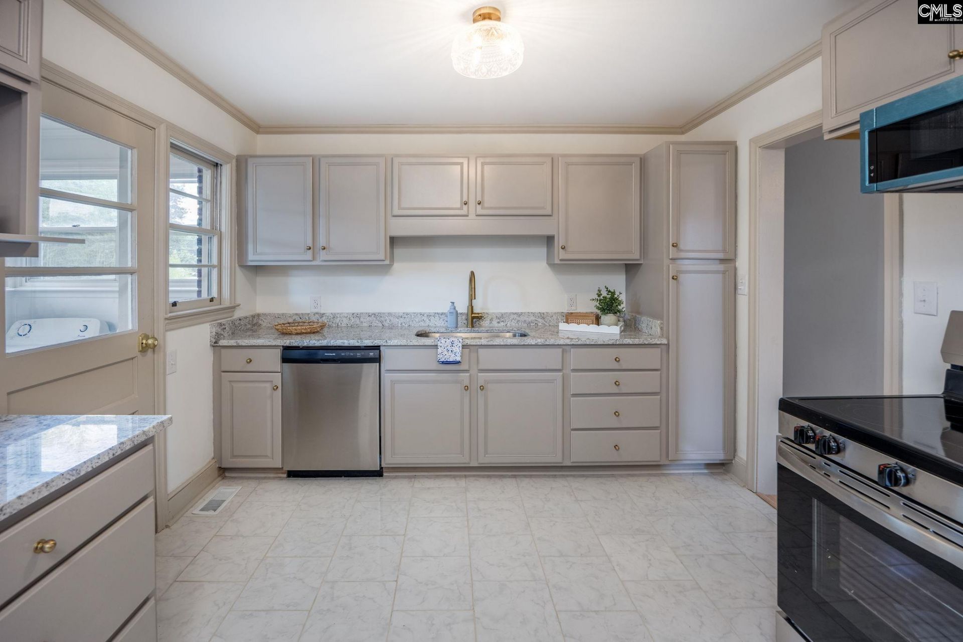 2012 Elm Abode Terrace  Photo 25