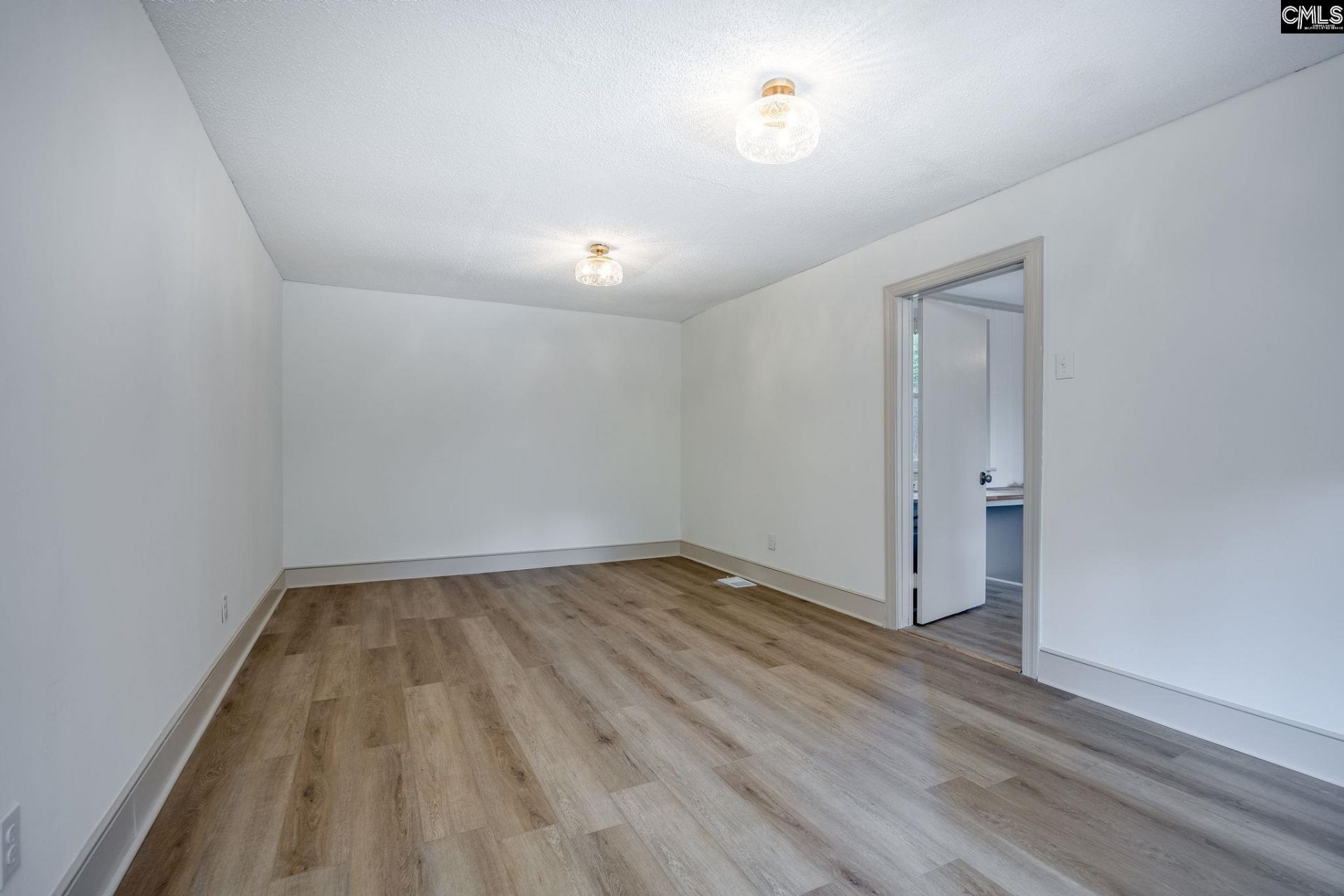 2012 Elm Abode Terrace  Photo 31
