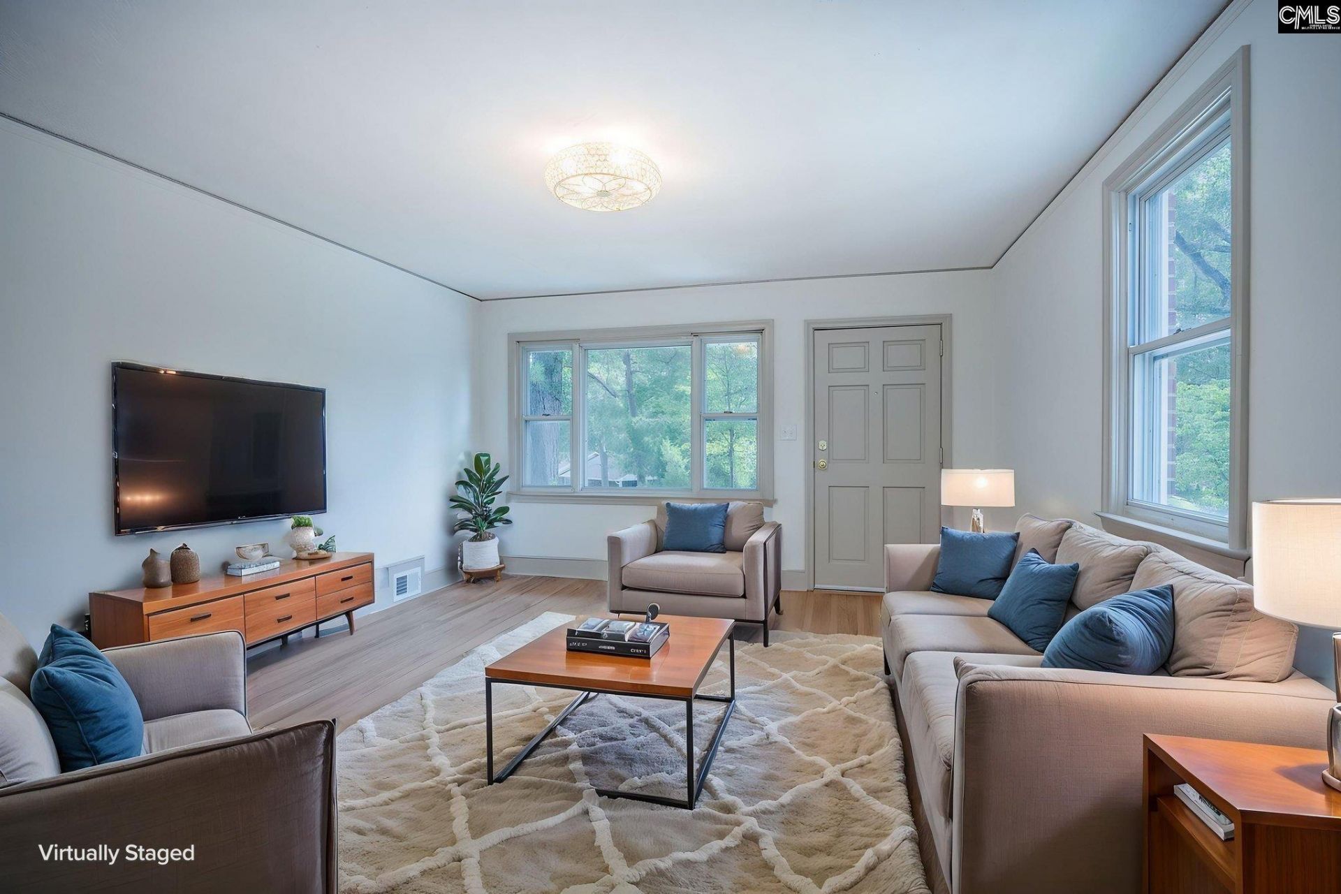 2012 Elm Abode Terrace Photo 8