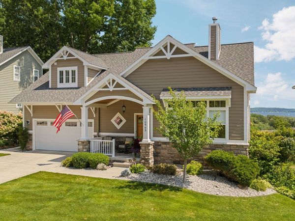 10545 Camrose Circle, Traverse City, MI 49684
