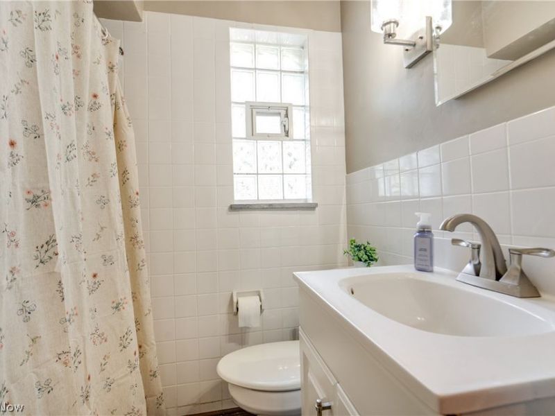 4315 Lucille Avenue, South Euclid, OH 44121 Photo 13