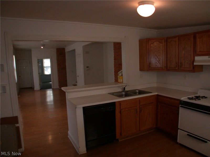 1177 E 60 Street, Cleveland, OH 44103 Photo 14