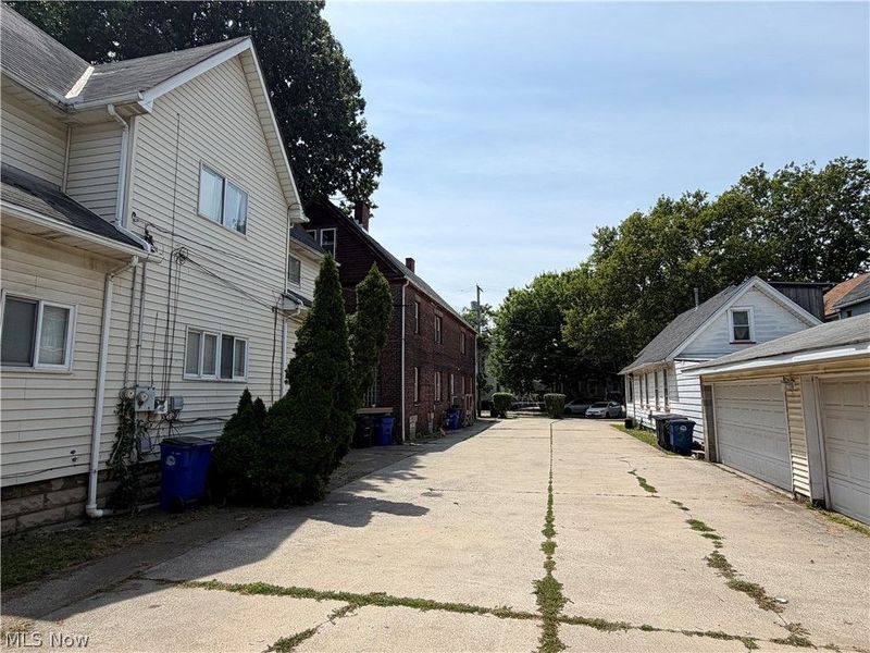 1177 E 60 Street, Cleveland, OH 44103 Photo 25