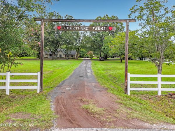 7433 PIERCE Road, Glen St. Mary, FL 32040