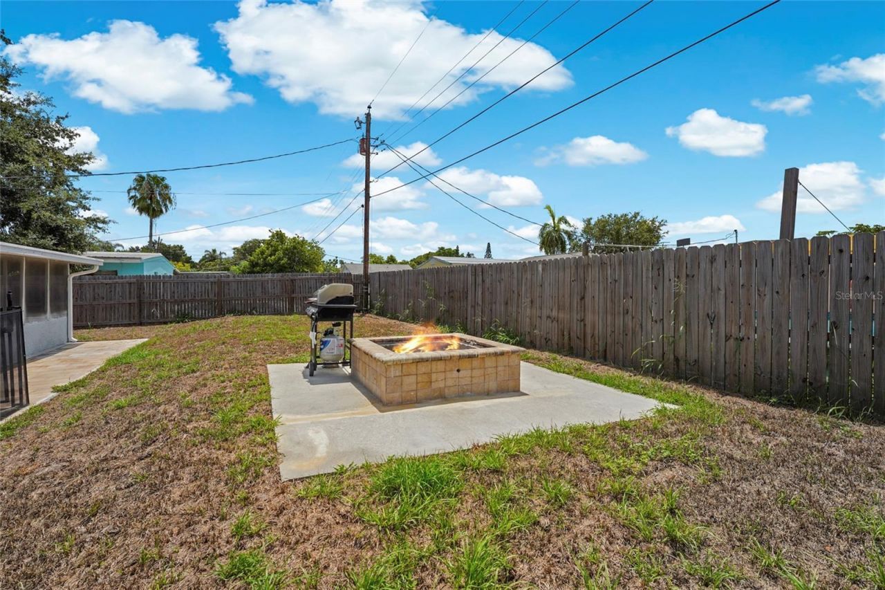 2003 Princeton Avenue, Bradenton, FL 34207 Photo