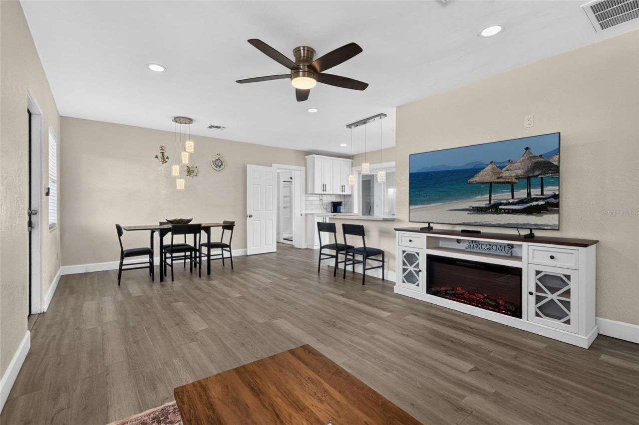 2003 Princeton Avenue, Bradenton, FL 34207 Photo