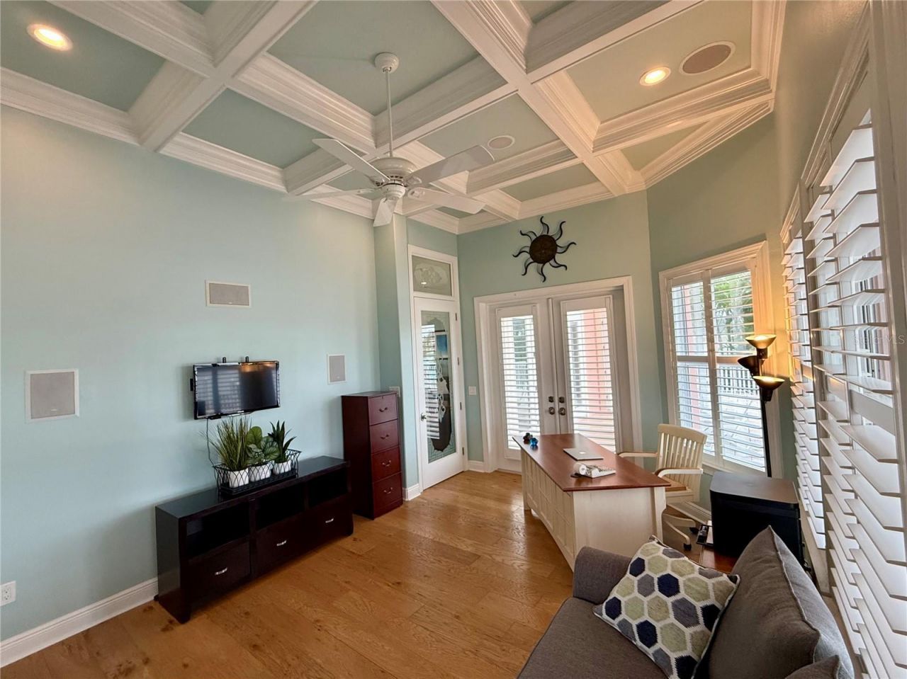 2216 Donato Drive, Belleair Beach, FL 33786 Photo