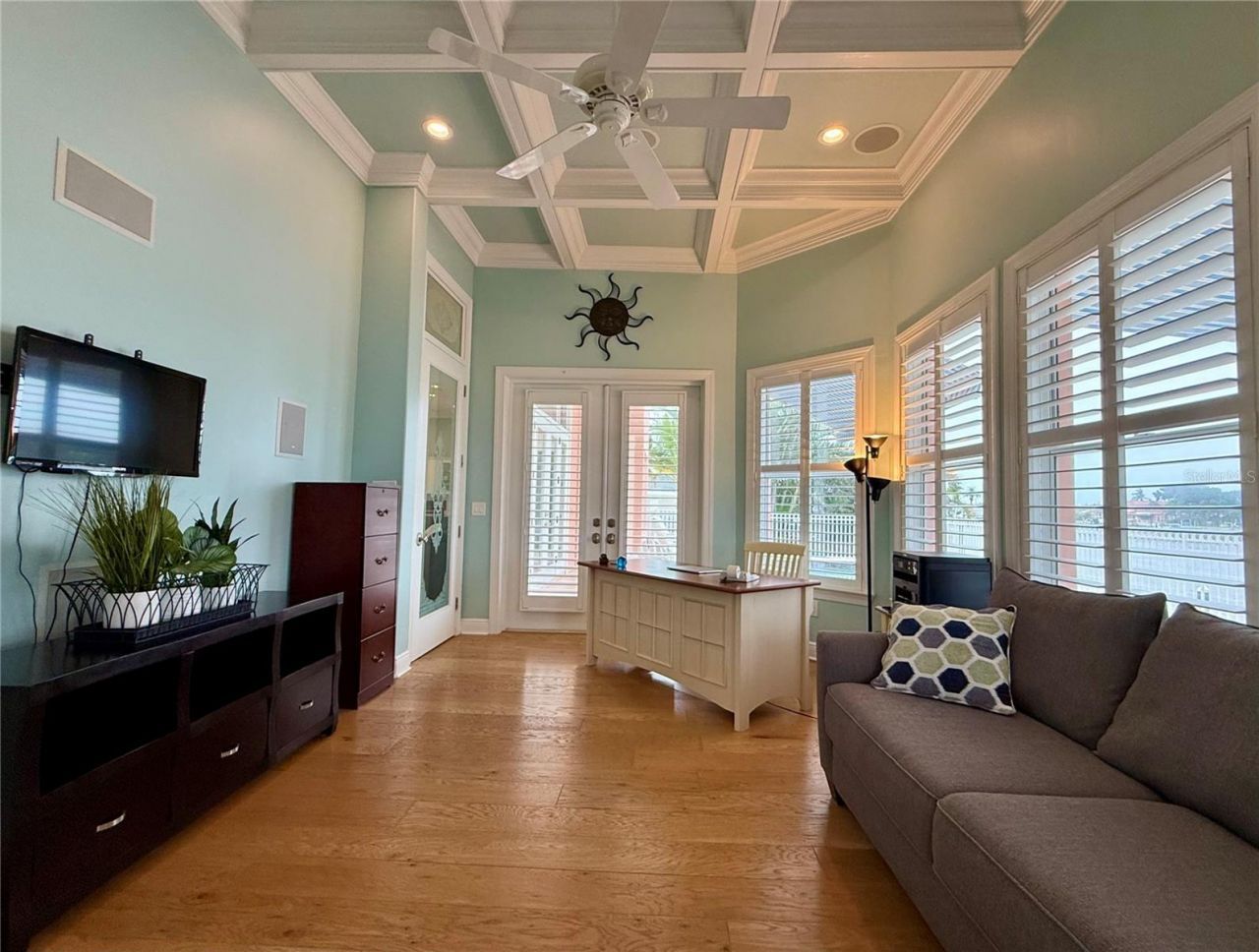2216 Donato Drive, Belleair Beach, FL 33786 Photo