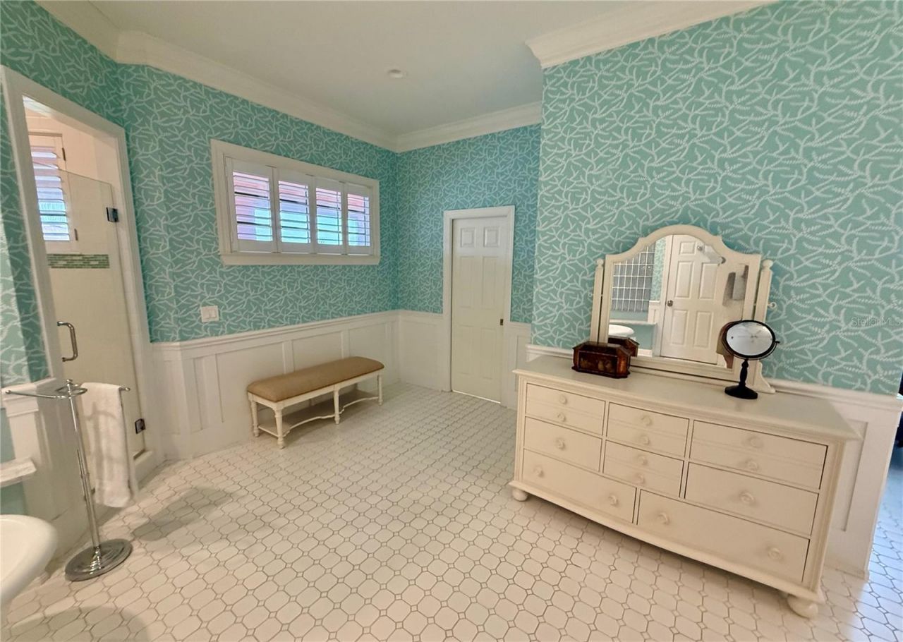 2216 Donato Drive, Belleair Beach, FL 33786 Photo