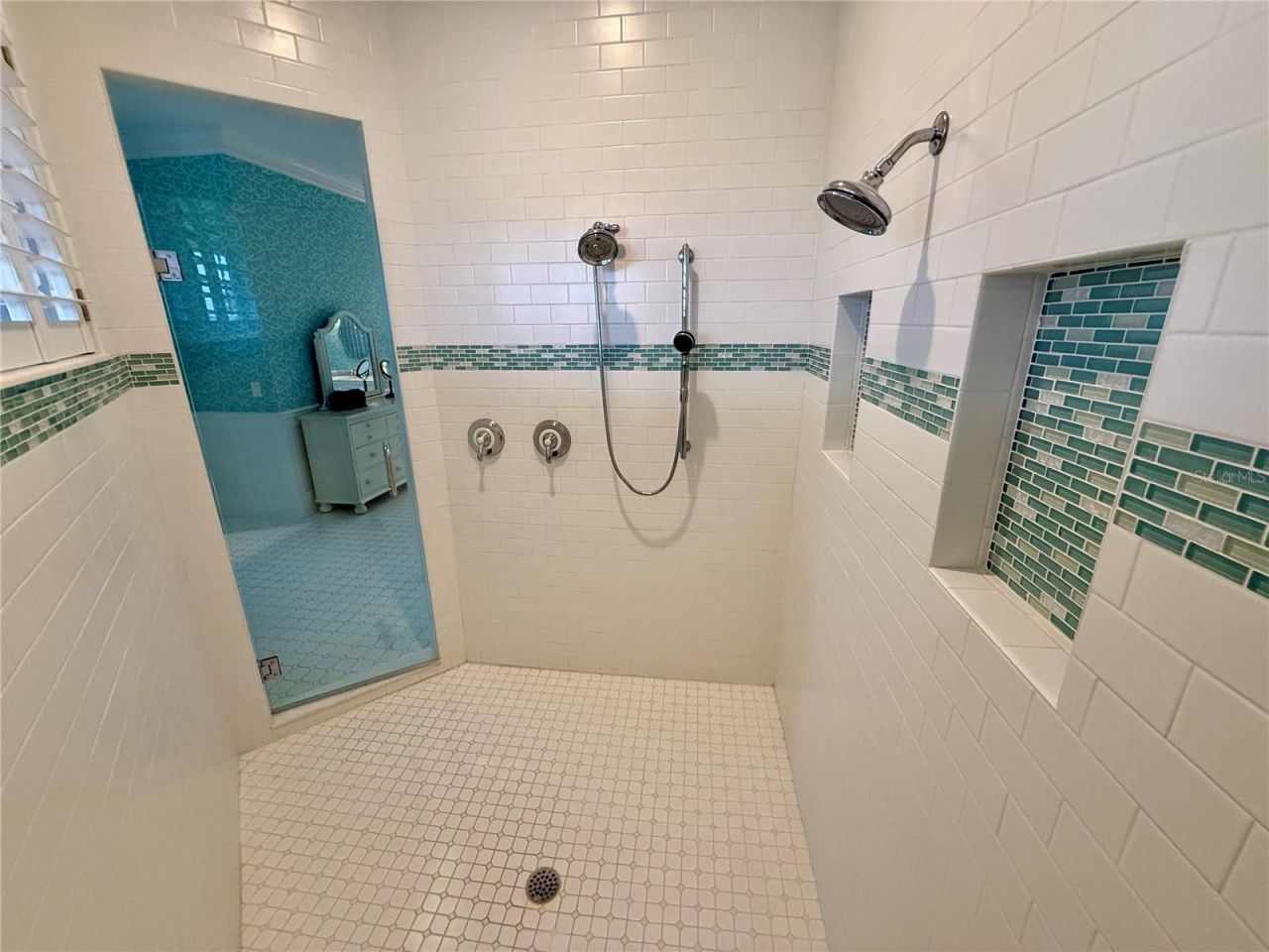 2216 Donato Drive, Belleair Beach, FL 33786 Photo