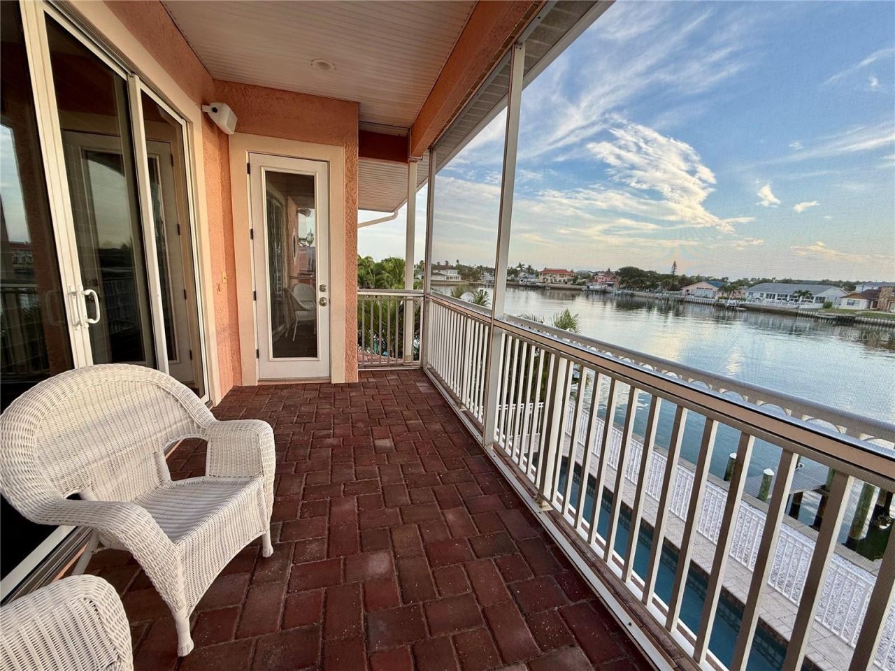 2216 Donato Drive, Belleair Beach, FL 33786 Photo