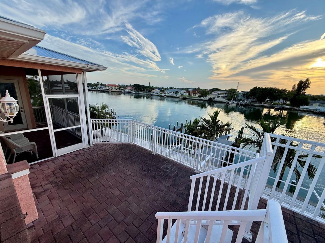 2216 Donato Drive, Belleair Beach, FL 33786 Photo