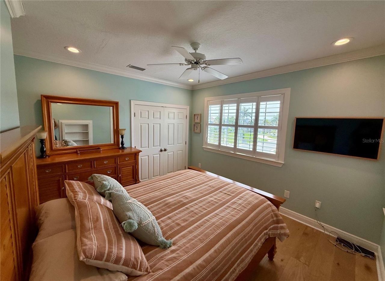 2216 Donato Drive, Belleair Beach, FL 33786 Photo