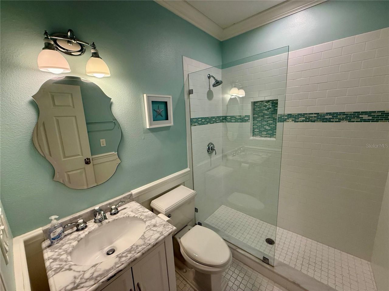 2216 Donato Drive, Belleair Beach, FL 33786 Photo
