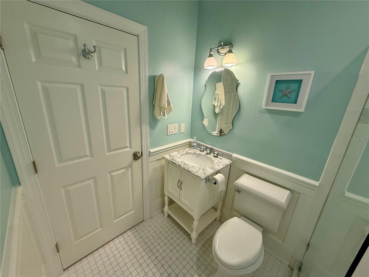 2216 Donato Drive, Belleair Beach, FL 33786 Photo