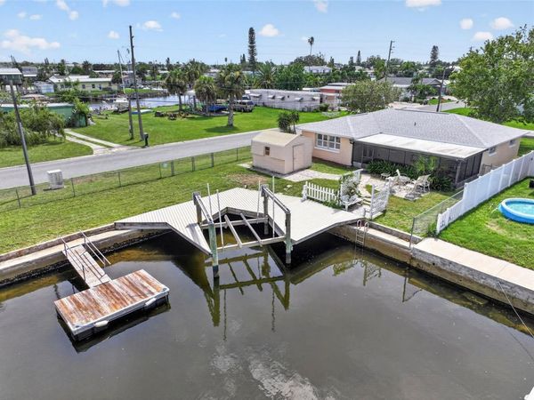 13224 NEPTUNE DRIVE , HUDSON, FL 34667