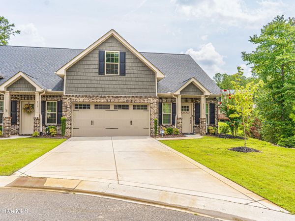 315 Mashie Court, West End, NC 27376