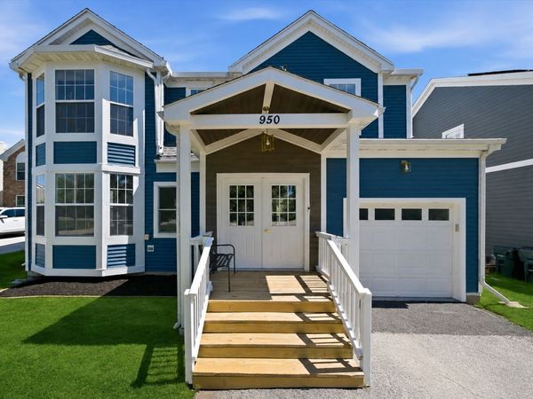 950 W Colfax Street , Palatine, IL 60067