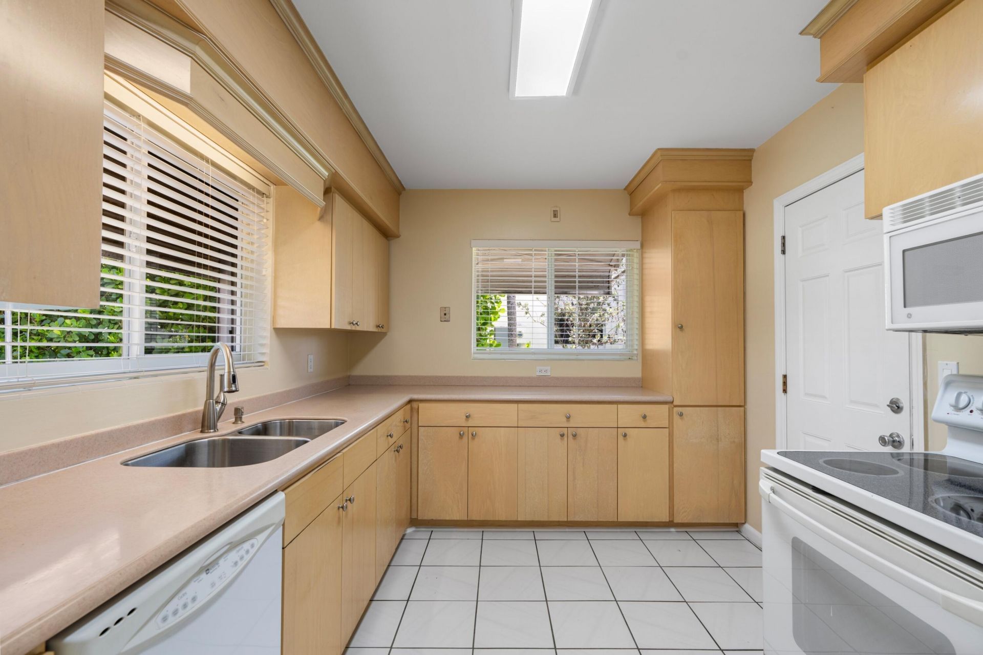 360 Palmetto Street, West Palm Beach, FL 33405 Photo