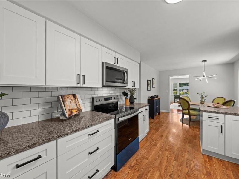 2876 Farmdale Road, Akron, OH 44312 Photo 18