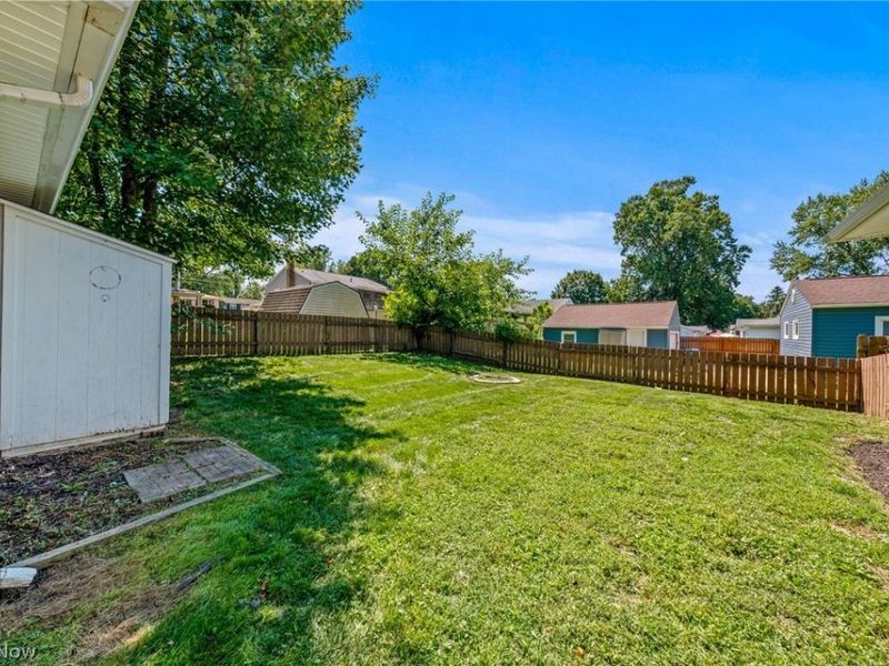 2876 Farmdale Road, Akron, OH 44312 Photo 3