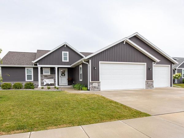 2901 E TURQUOISE LANE, Appleton, WI 54913