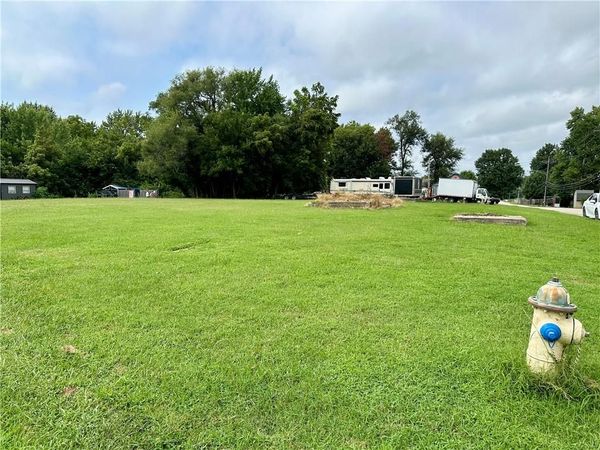 W 8th and Howenstein Street, Cameron, MO 64429