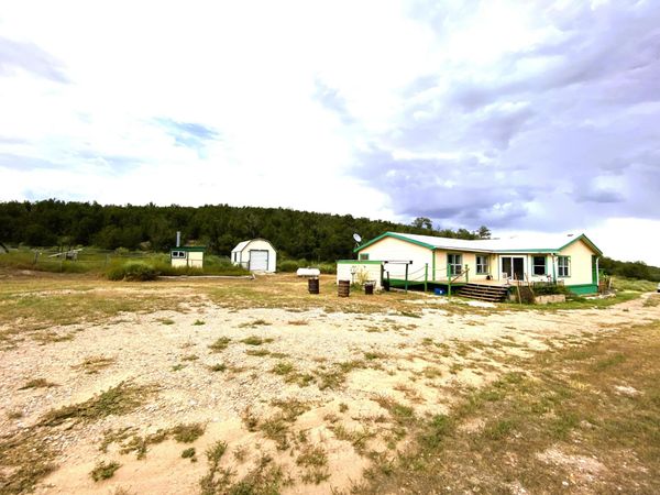 27 Hillcrest Road , Edgewood, NM 87015