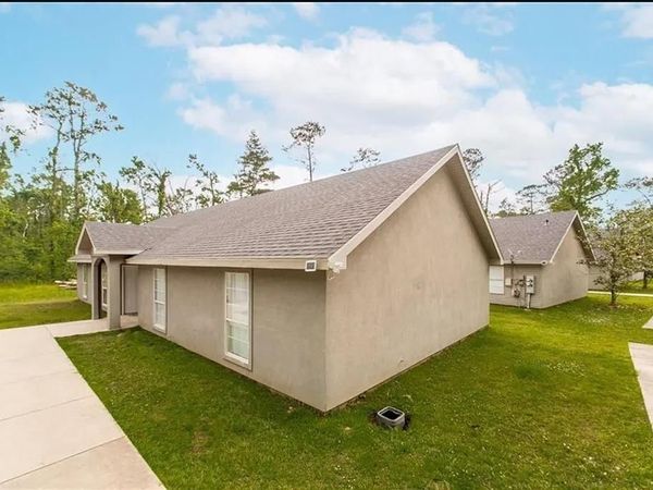 19223 ESTERBROOK Road , Unit B, Ponchatoula, LA 70454