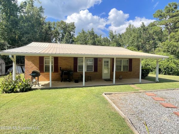20 SW Tandy Trail, Bogue Chitto, MS 39629