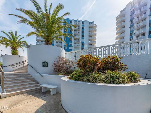935 N Halifax Avenue, Unit 601, Daytona Beach, FL 32118